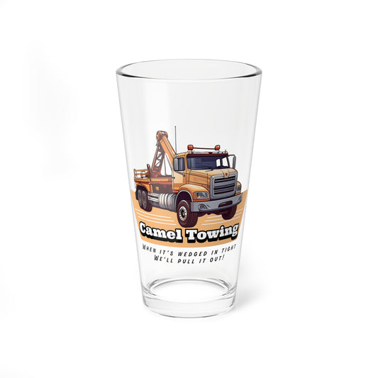 Camel Towing Glass, 16oz